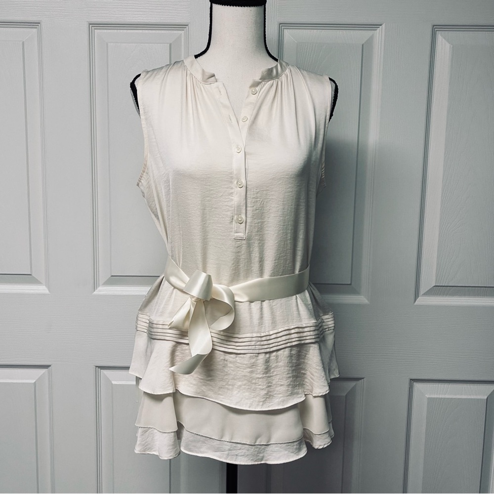 EUC Boho Coastal Cowgirl Banana Republic triple tiered top. Wore 1x. Ivory. SML